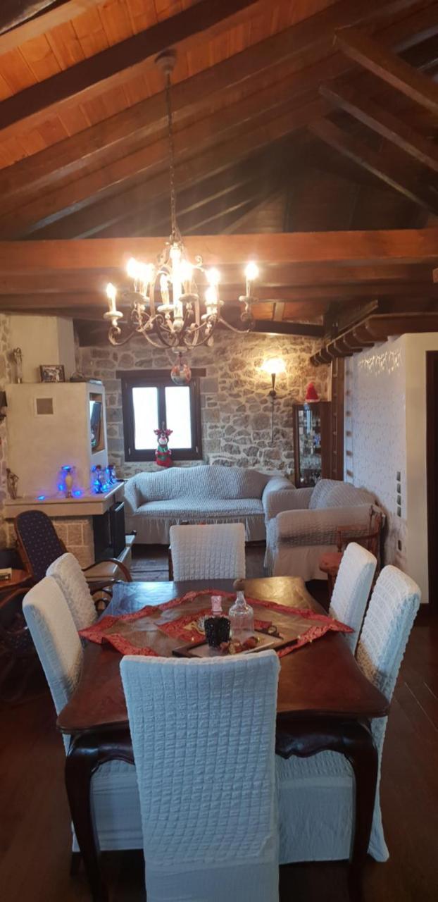 Mountain Villa Graviá Eksteriør billede